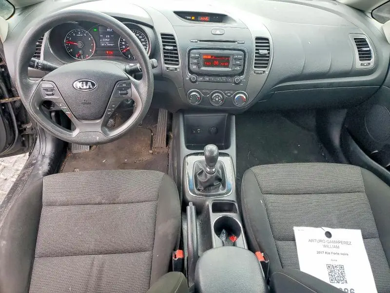 2017 KIA FORTE LX  
