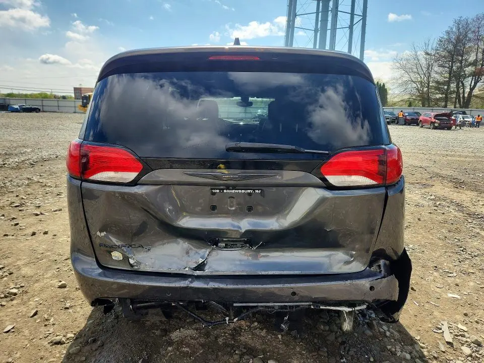 2018 CHRYSLER PACIFICA TOURING L PLUS  