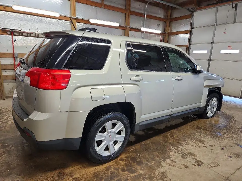 2013 GMC TERRAIN SLE  