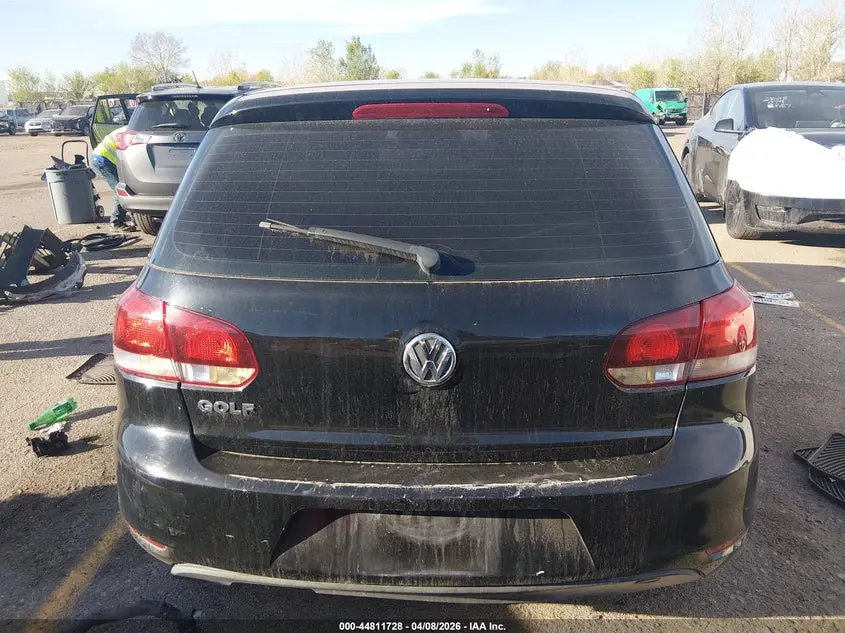 2013 VOLKSWAGEN GOLF 2.5L 4-DOOR
