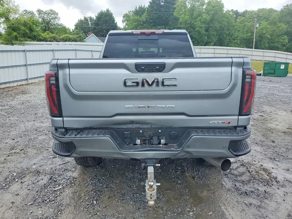 2025 GMC SIERRA K2500 AT4  