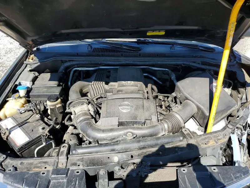 2014 NISSAN FRONTIER S  
