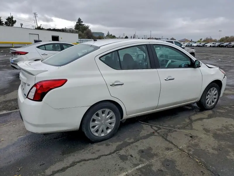2016 NISSAN VERSA S  