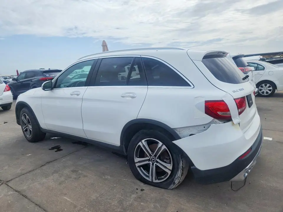 2017 MERCEDES-BENZ GLC 300  