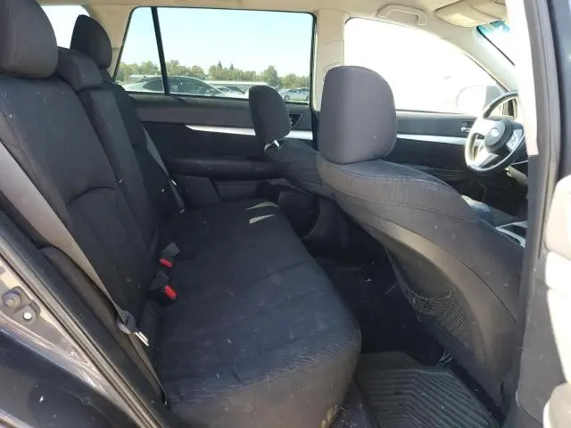 2010 SUBARU OUTBACK 2.5I  