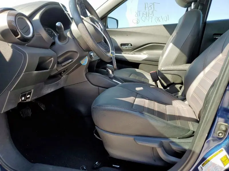 2020 NISSAN KICKS SR  