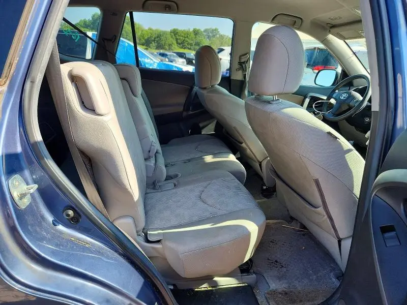 2011 TOYOTA RAV4 BASE  