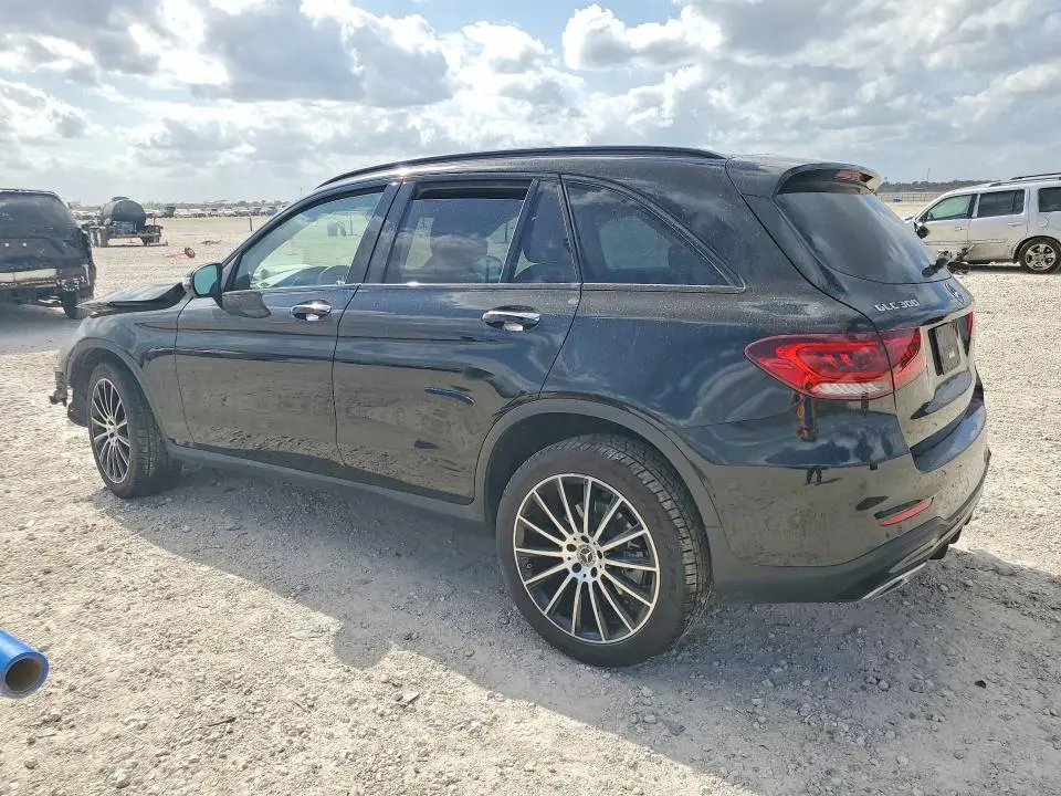 2020 MERCEDES-BENZ GLC 300 4MATIC  