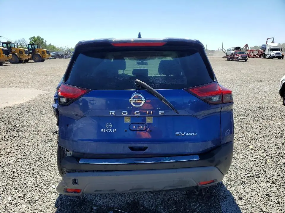 2021 NISSAN ROGUE SV  