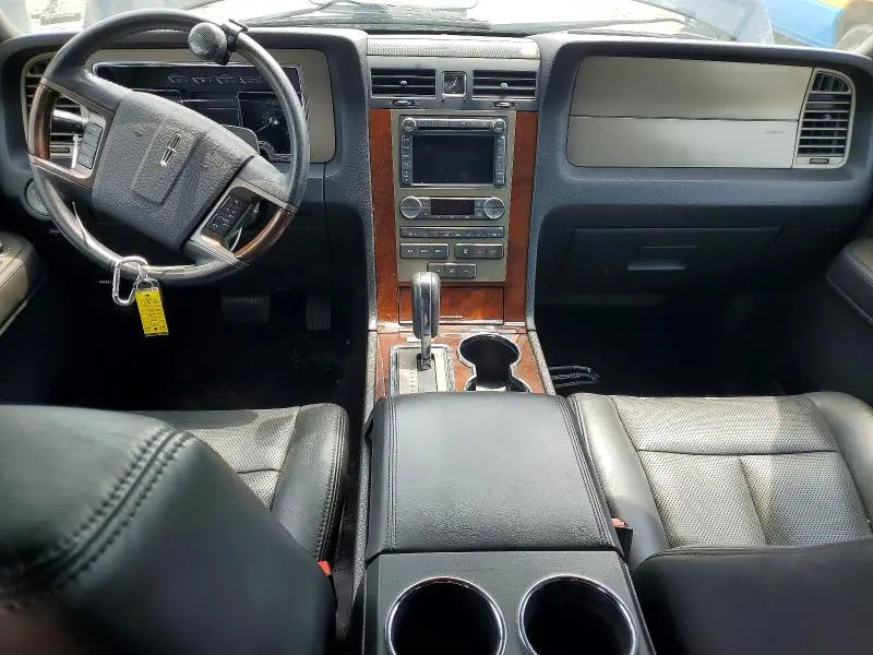 2014 LINCOLN NAVIGATOR   