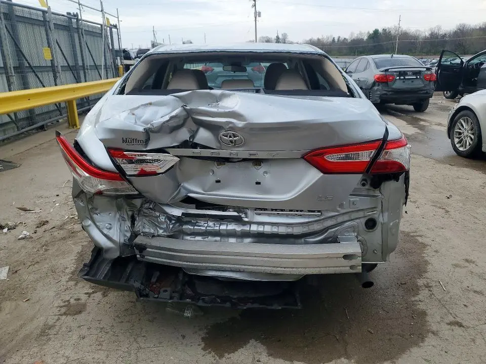 2018 TOYOTA CAMRY LE  