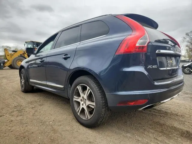 2015 VOLVO XC60 T6 PREMIER  