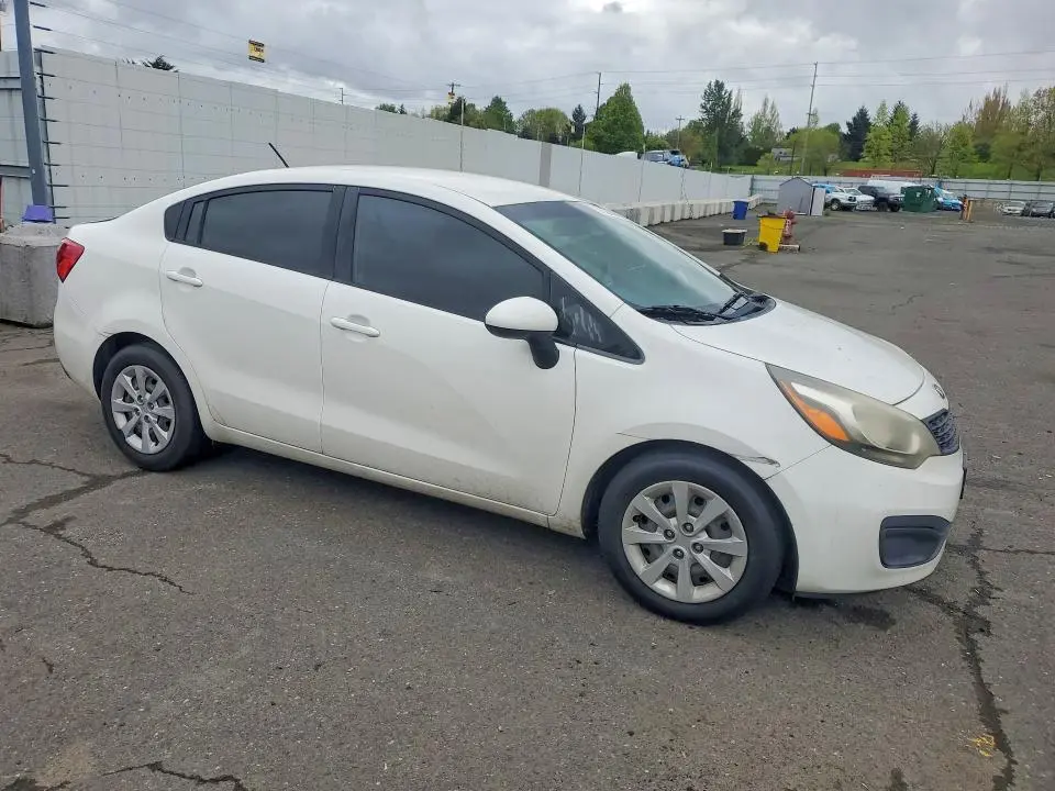 2013 KIA RIO LX  