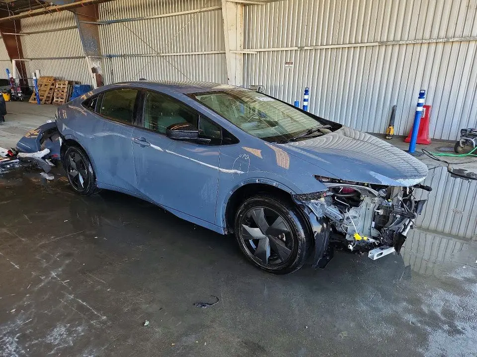 2024 TOYOTA PRIUS LE  