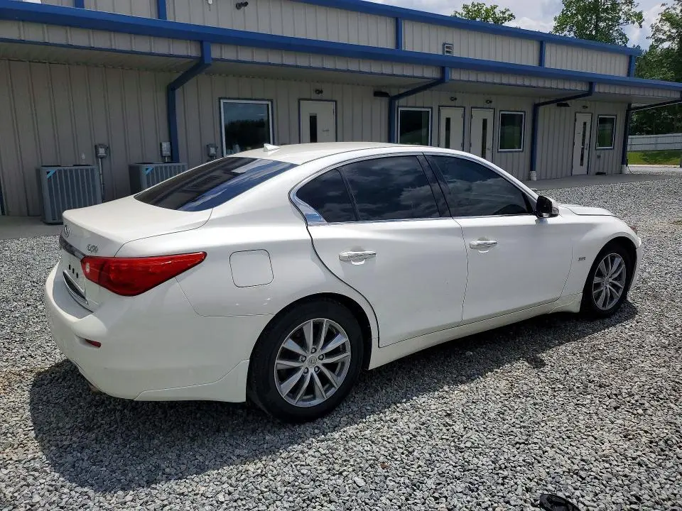 2016 INFINITI Q50   