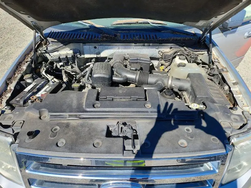 2011 FORD EXPEDITION XLT  