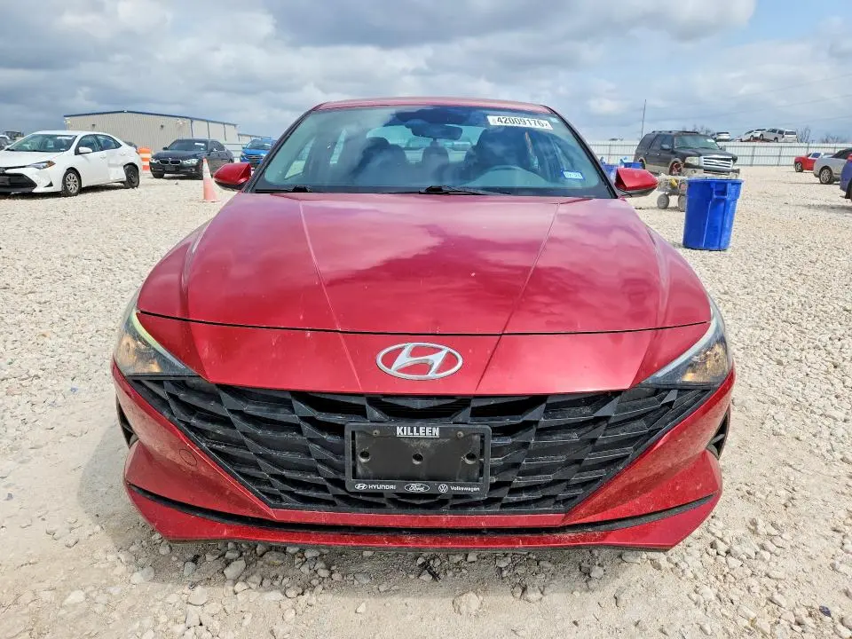 2022 HYUNDAI ELANTRA SEL  
