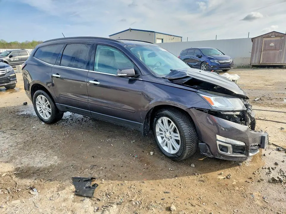 2013 CHEVROLET TRAVERSE LT  