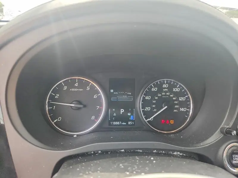 2017 MITSUBISHI OUTLANDER SE  