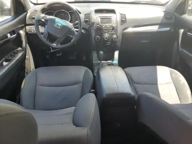 2013 KIA SORENTO LX  