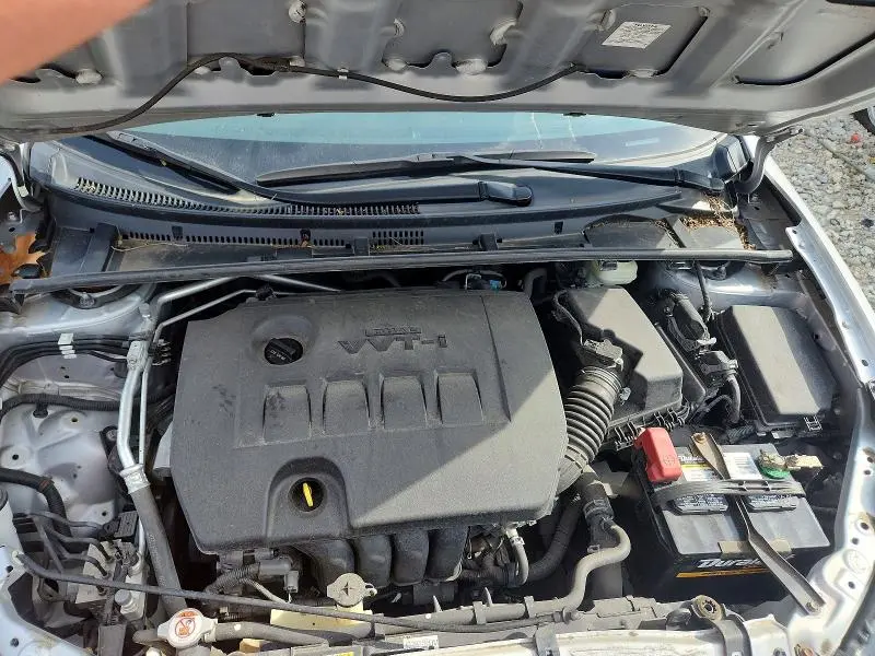 2018 TOYOTA COROLLA SE  