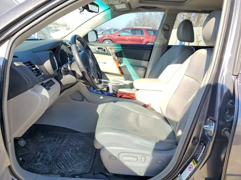 2012 TOYOTA HIGHLANDER LIMITED  