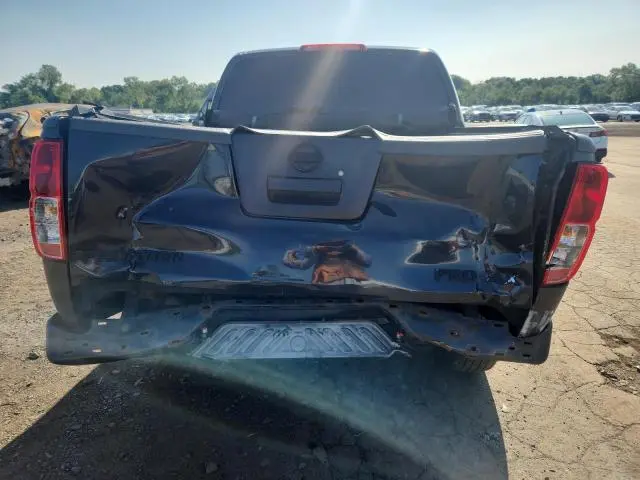 2010 NISSAN FRONTIER CREW CAB SE  