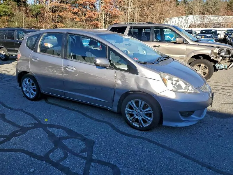 2010 HONDA FIT SPORT  
