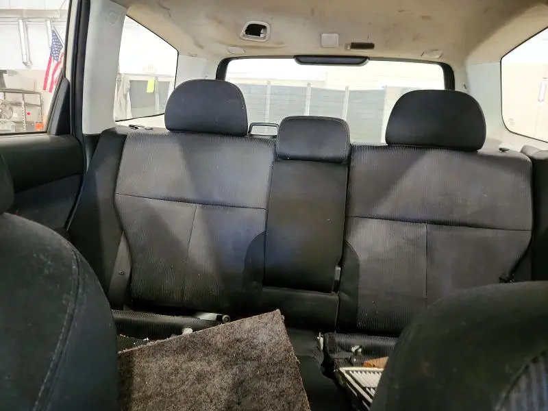2010 SUBARU FORESTER XS  