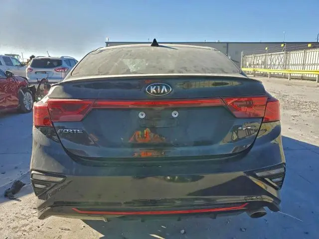 2021 KIA FORTE GT LINE  