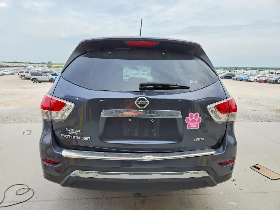2013 NISSAN PATHFINDER S  