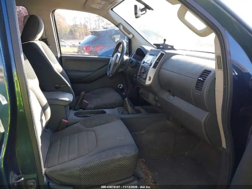 2013 NISSAN FRONTIER PRO-4X