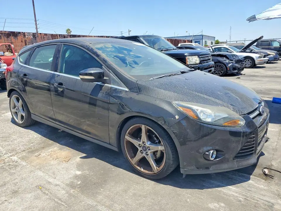 2014 FORD FOCUS TITANIUM  