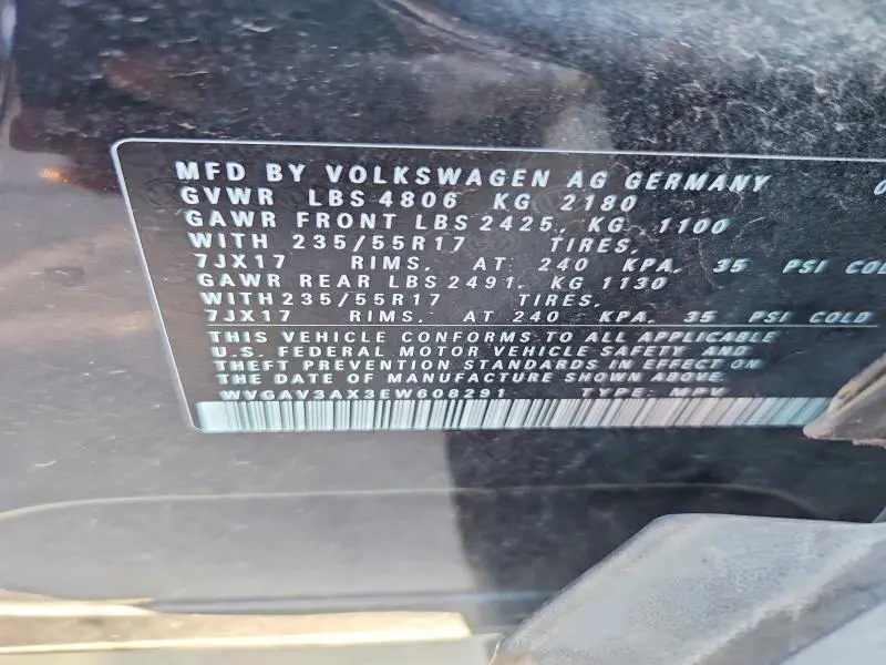 2014 VOLKSWAGEN TIGUAN S  