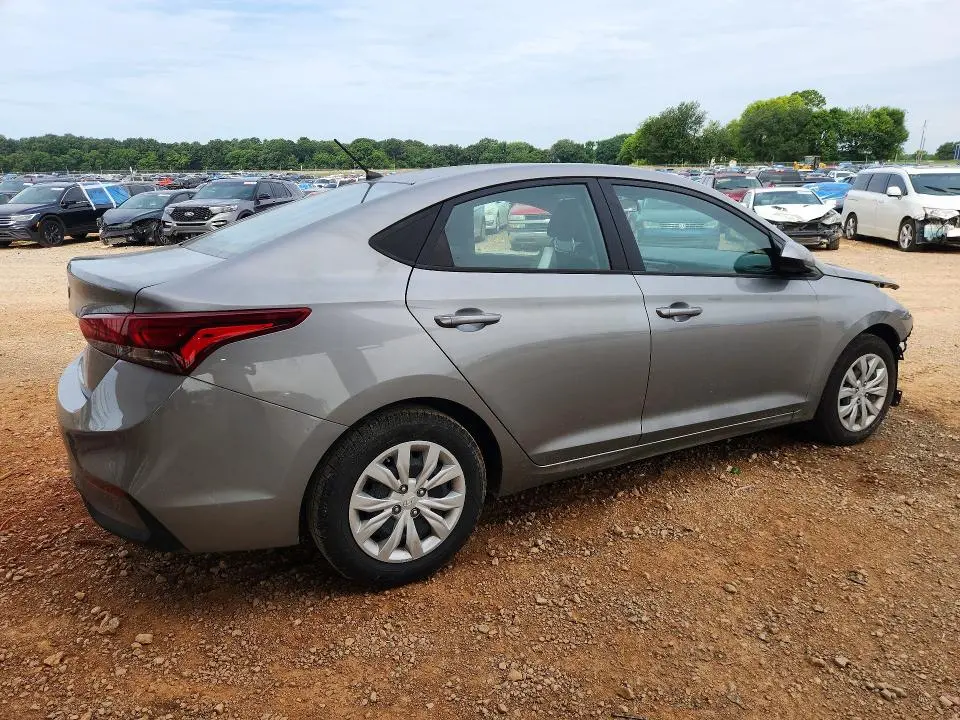 2022 HYUNDAI ACCENT SE  