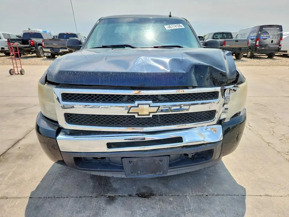 2011 CHEVROLET SILVERADO C1500 LS  
