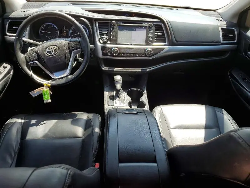 2014 TOYOTA HIGHLANDER XLE  