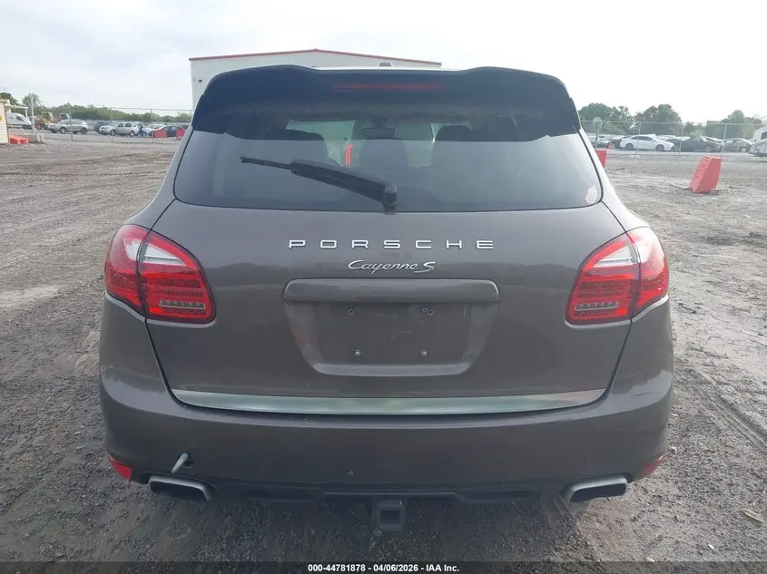 2014 PORSCHE CAYENNE S