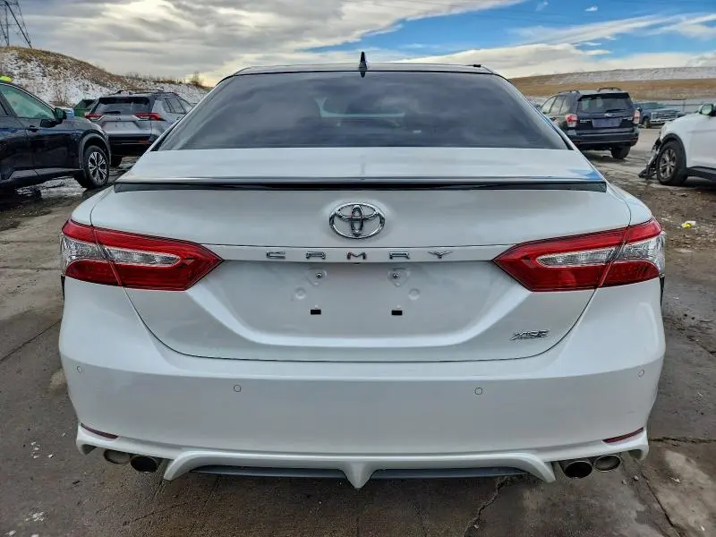 2020 TOYOTA CAMRY XSE  