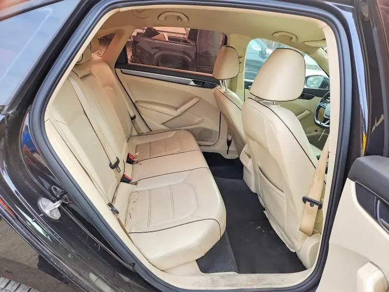 2018 VOLKSWAGEN PASSAT S  