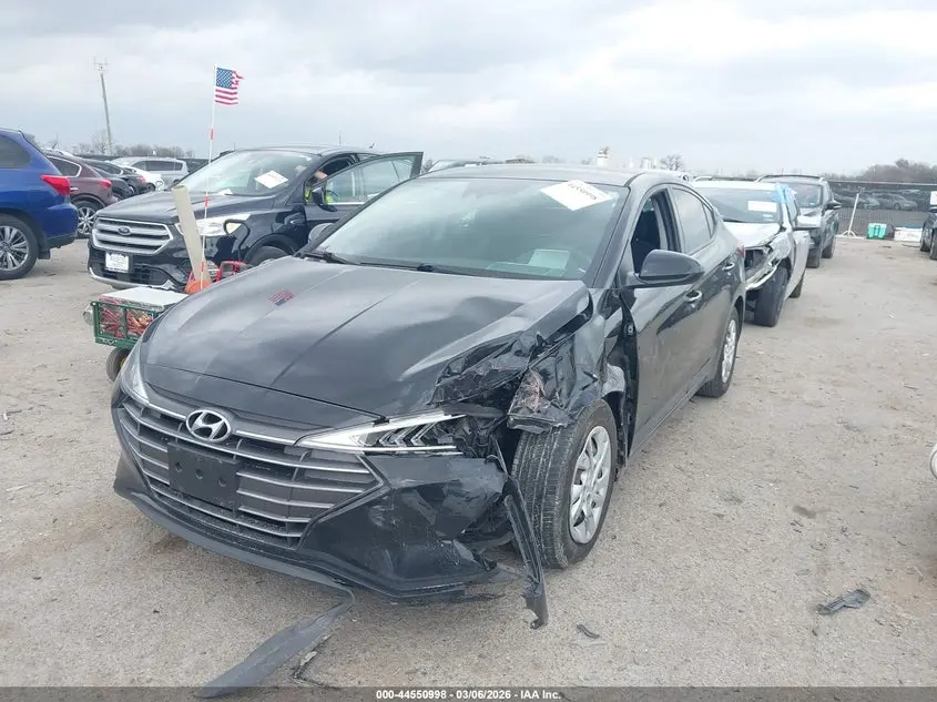 2020 HYUNDAI ELANTRA SE