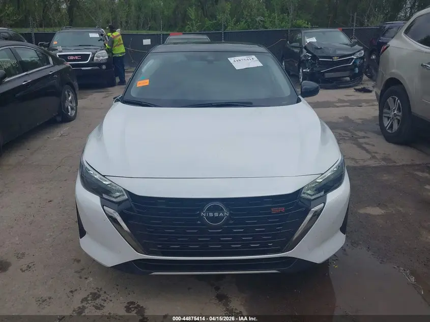 2024 NISSAN SENTRA SR XTRONIC CVT