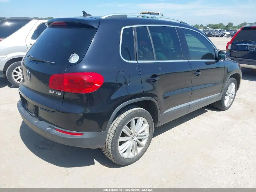 2012 VOLKSWAGEN TIGUAN SE