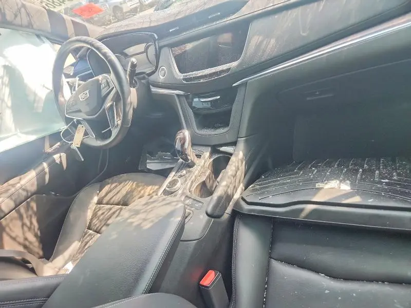 2022 CADILLAC XT5 LUXURY  