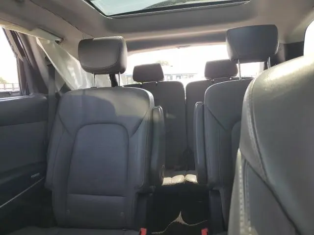 2017 HYUNDAI SANTA FE SE ULTIMATE  