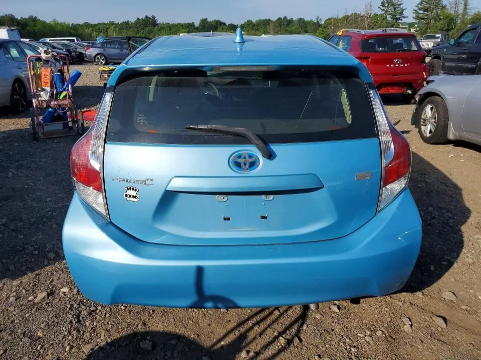2015 TOYOTA PRIUS C TWO  