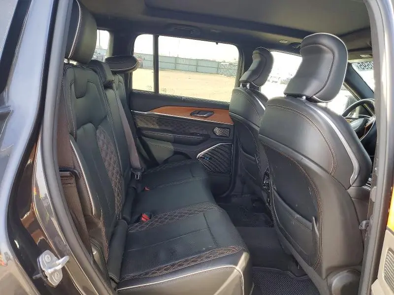 2022 JEEP GRAND CHEROKEE SUMMIT  