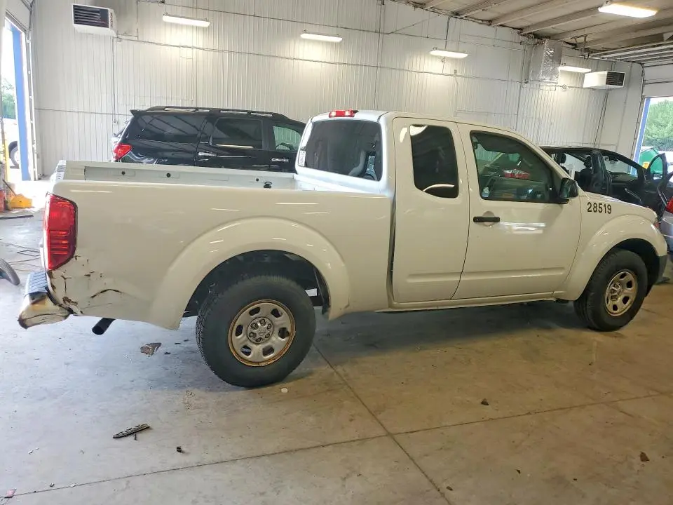 2018 NISSAN FRONTIER S  