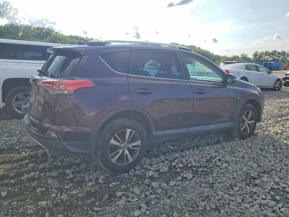 2018 TOYOTA RAV4 XLE  