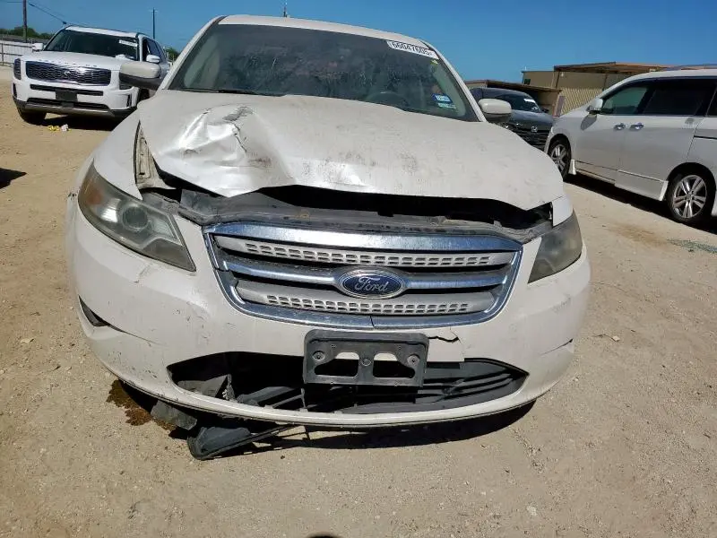 2010 FORD TAURUS SEL  